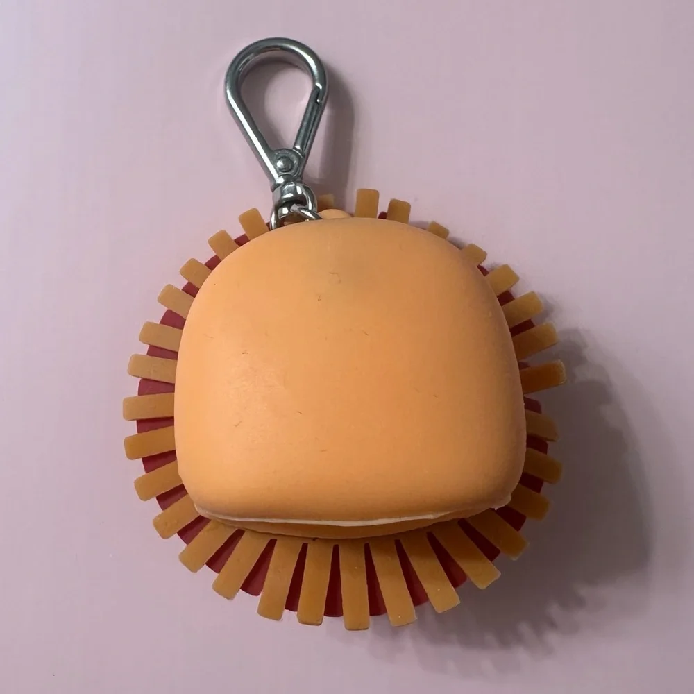 BBW Lion Pocketbac (hand sanitizer) Holder